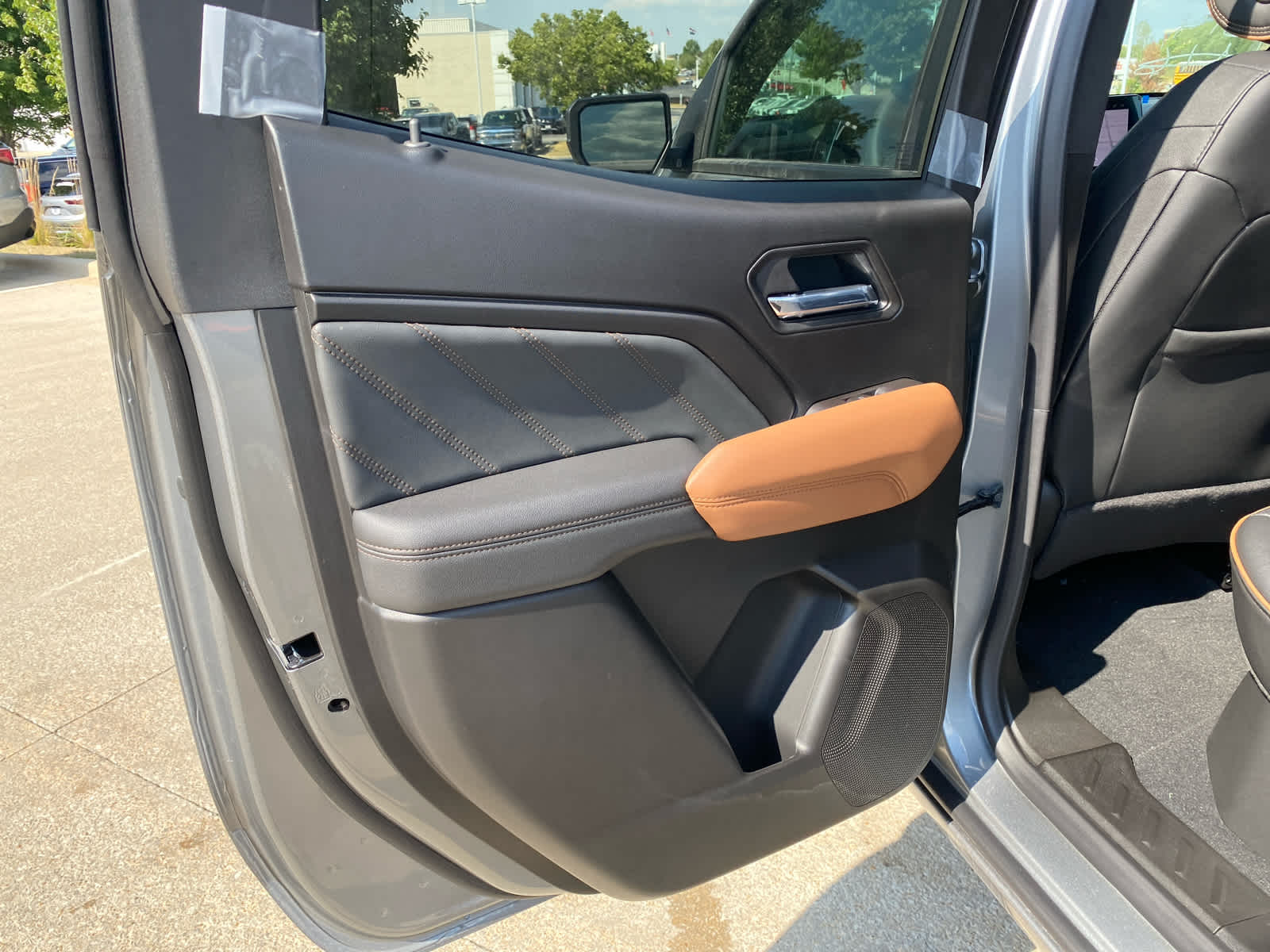 2026 Gmc Canyon AT4 photo 24