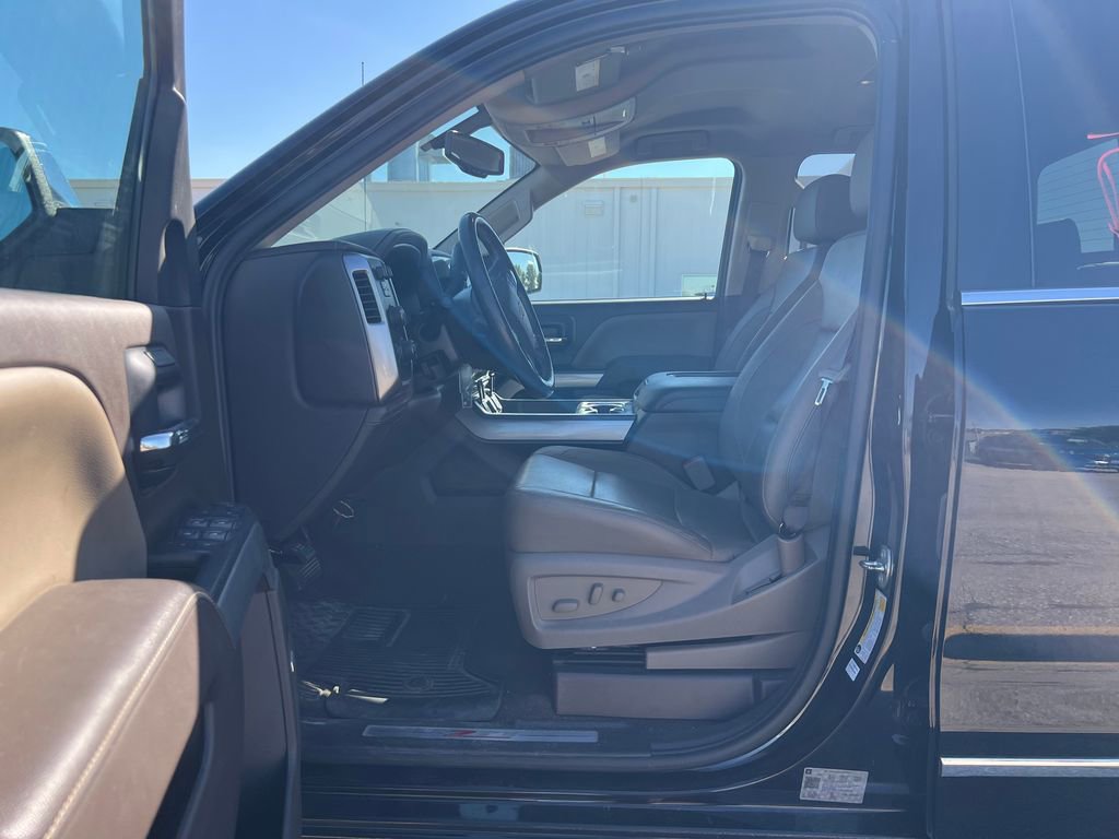 2018 Chevrolet Silverado 1500 LTZ photo 4
