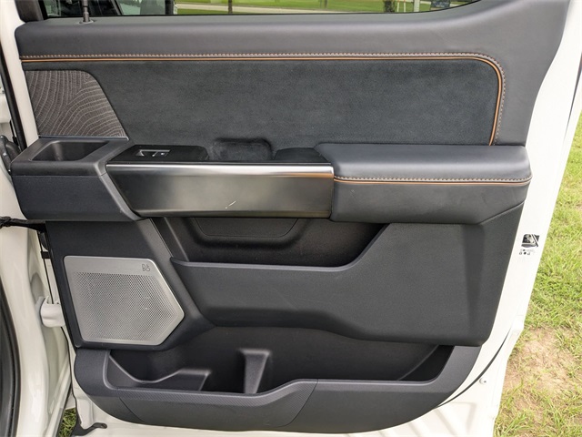 2022 Ford F-150 Platinum photo 36