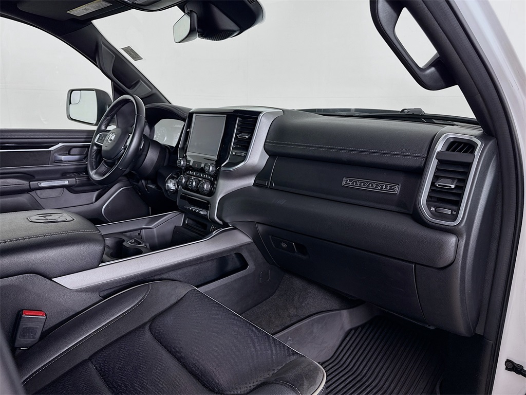 2022 Ram 1500 Laramie photo 28