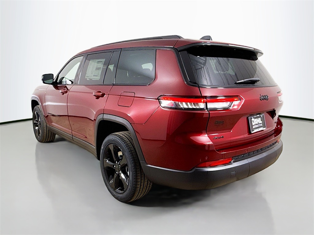 2025 Jeep Grand Cherokee Limited photo 5