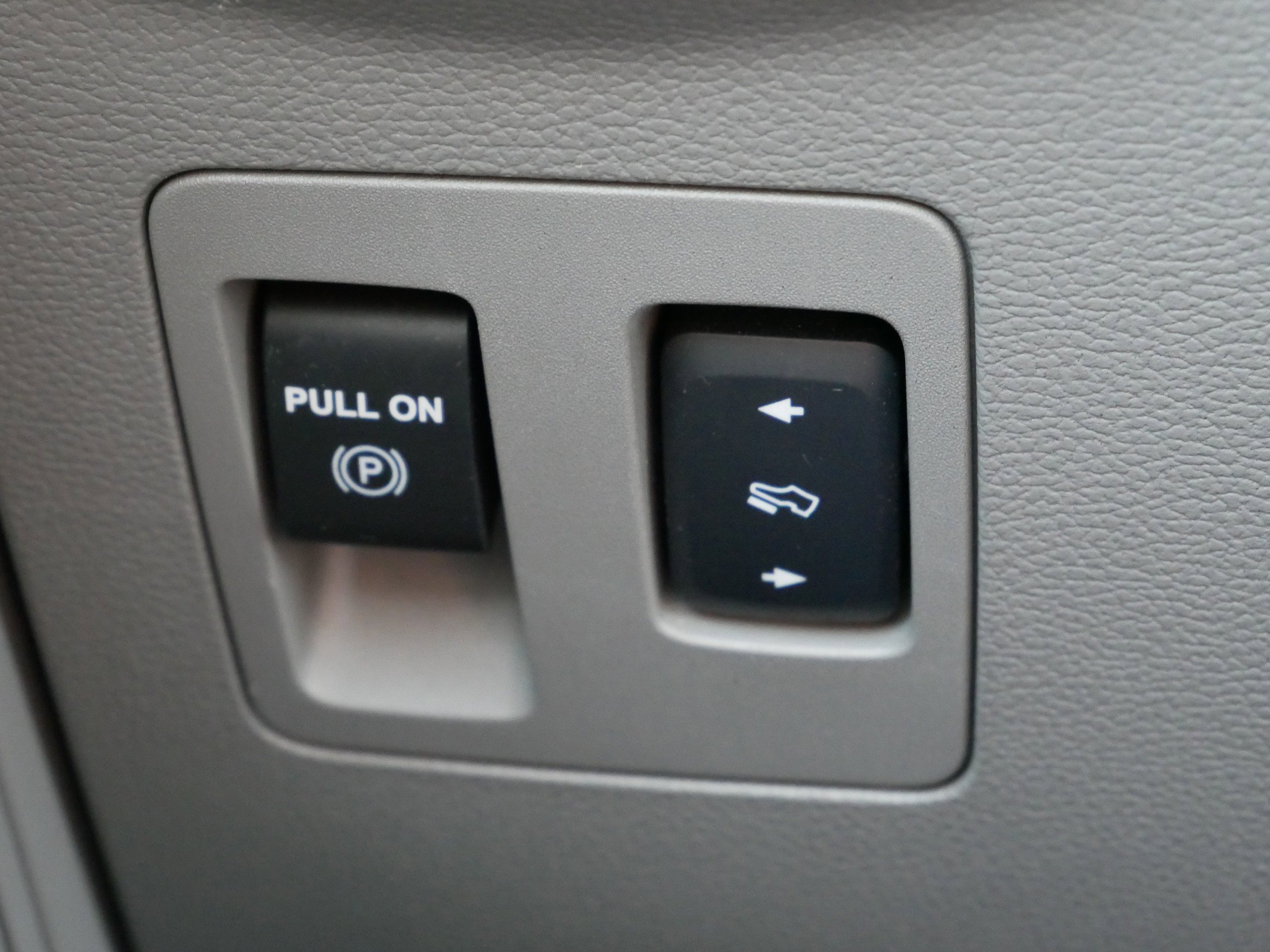 2016 Ford F-150 XLT photo 25