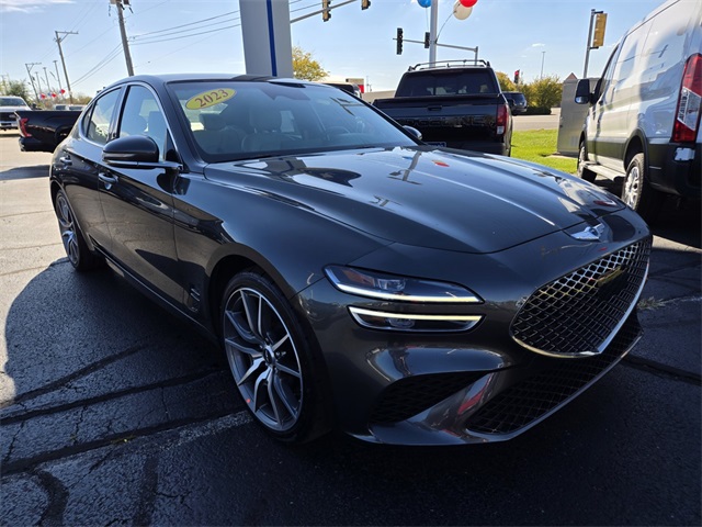 2023 GENESIS G70 Standard's photo