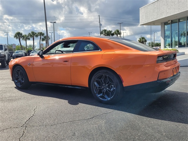 2025 Dodge Charger R/T photo 4