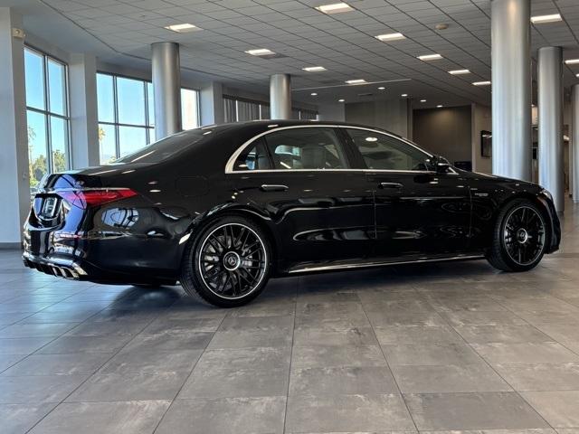 2026 Mercedes Benz S AMG 63 4MATIC photo 3