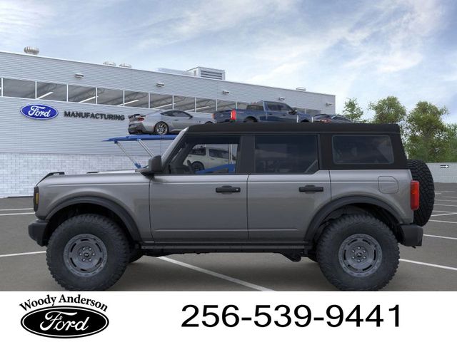 2025 Ford Bronco Base photo 3
