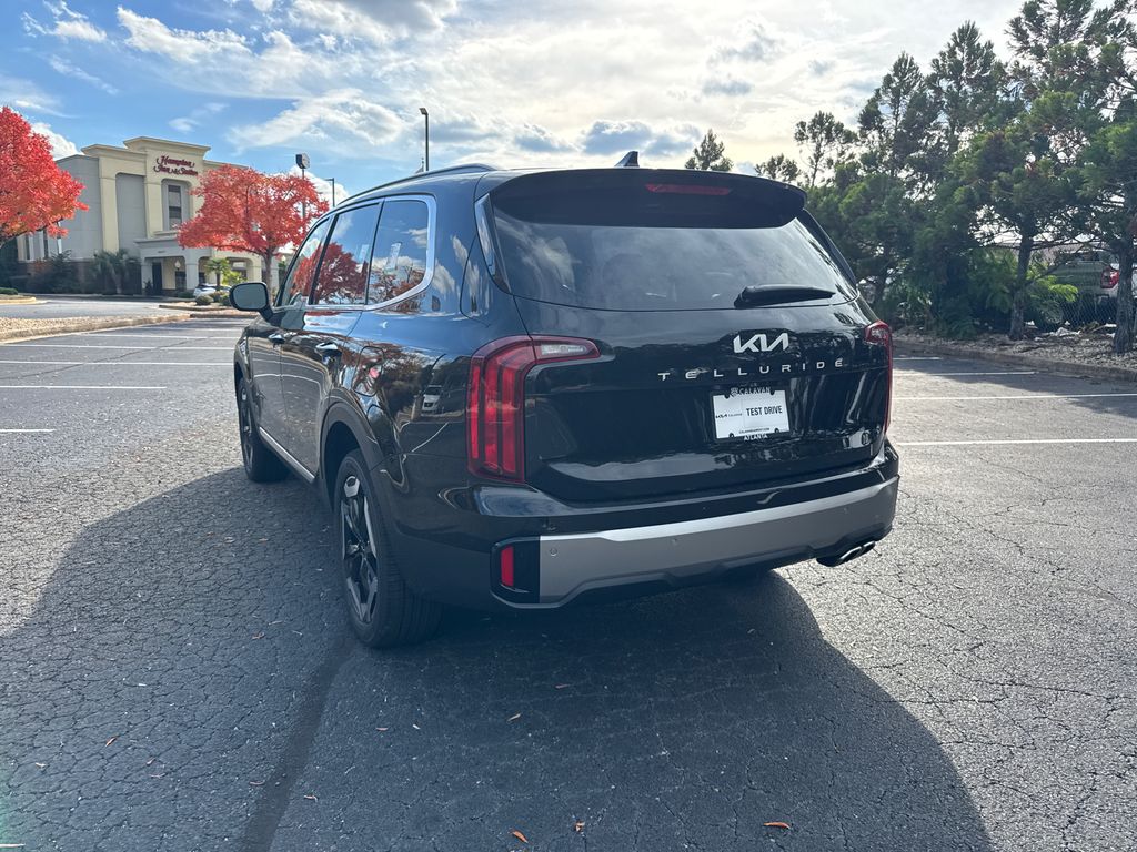 2025 Kia Telluride S photo 4