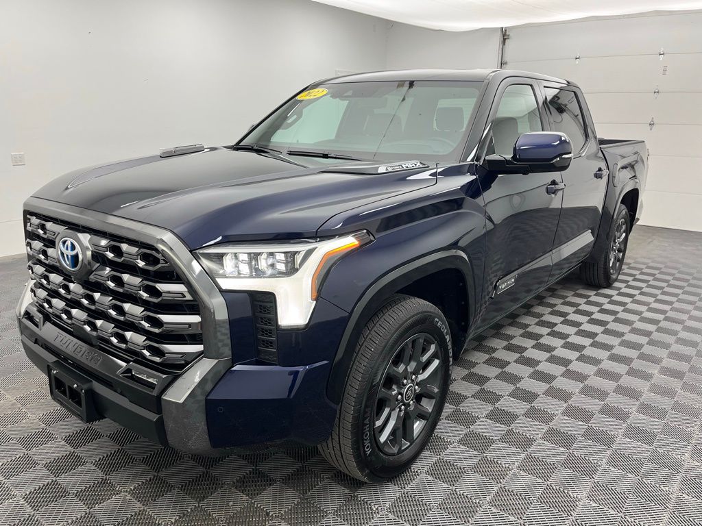 2022 Toyota Tundra Platinum photo 6