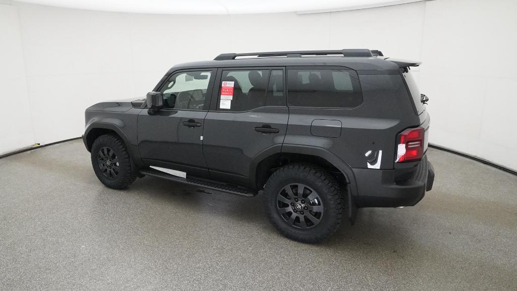 2025 Toyota Land Cruiser photo 12