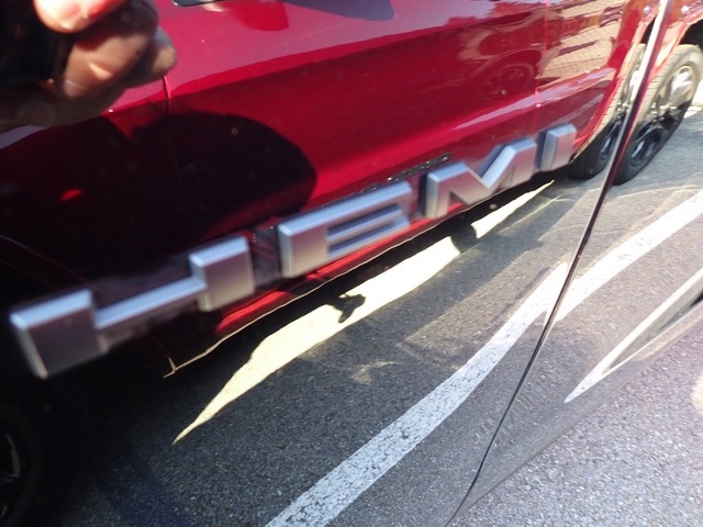 2022 Dodge Durango R/T photo 3