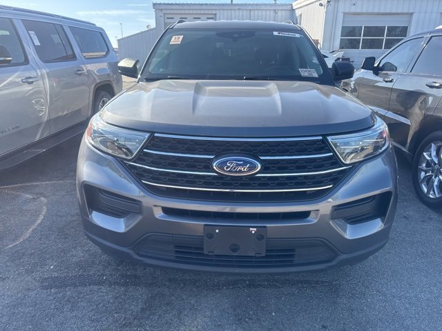 2022 Ford Explorer XLT photo 2