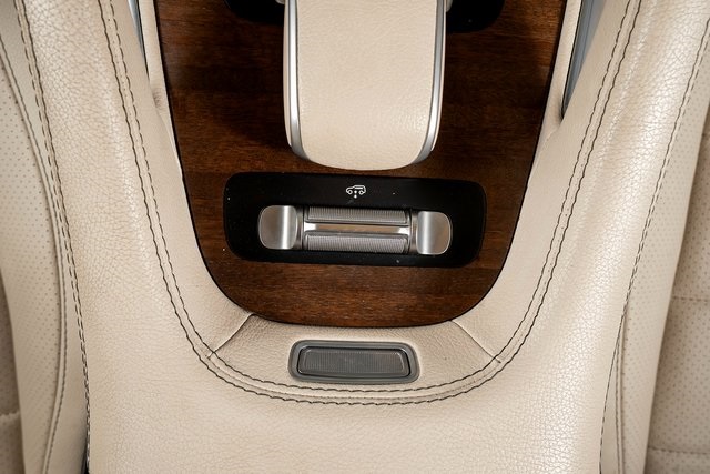 2022 Mercedes Benz GLS 450 4MATIC photo 46