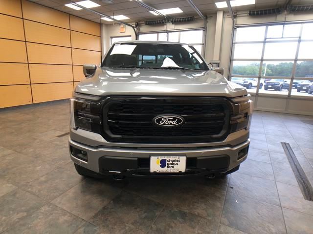 2025 Ford F-150 Lariat photo 2