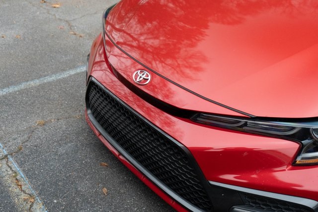 2020 Toyota Corolla SE photo 2