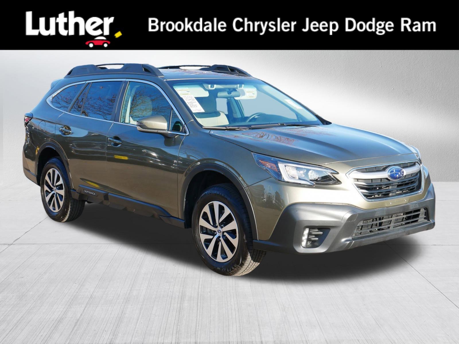 2022 Subaru Outback Premium's photo