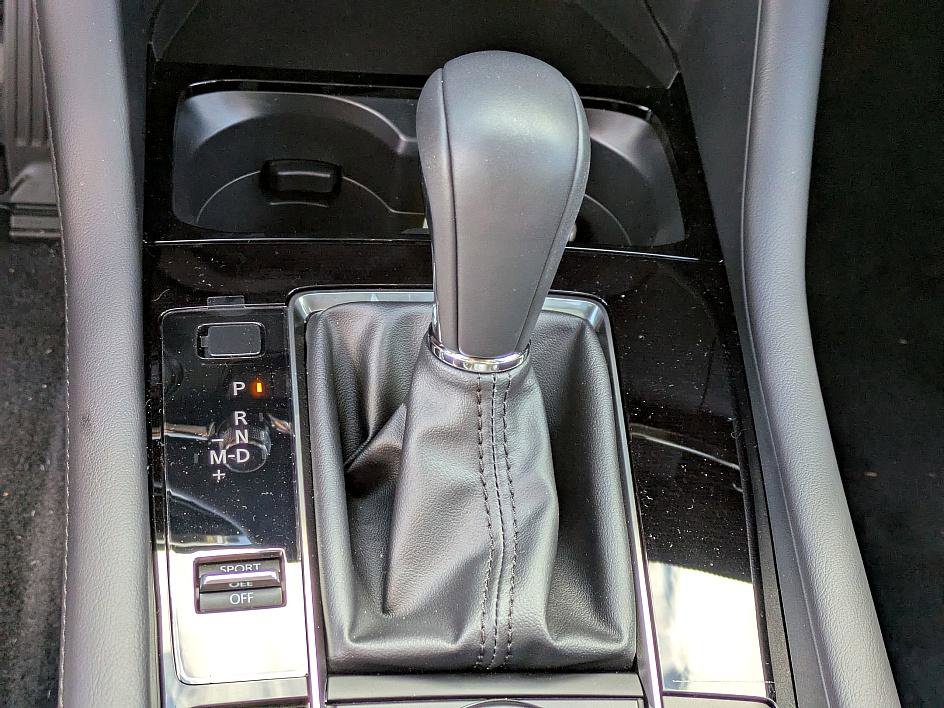 2025 Mazda Mazda3 2.5 s Preferred photo 23