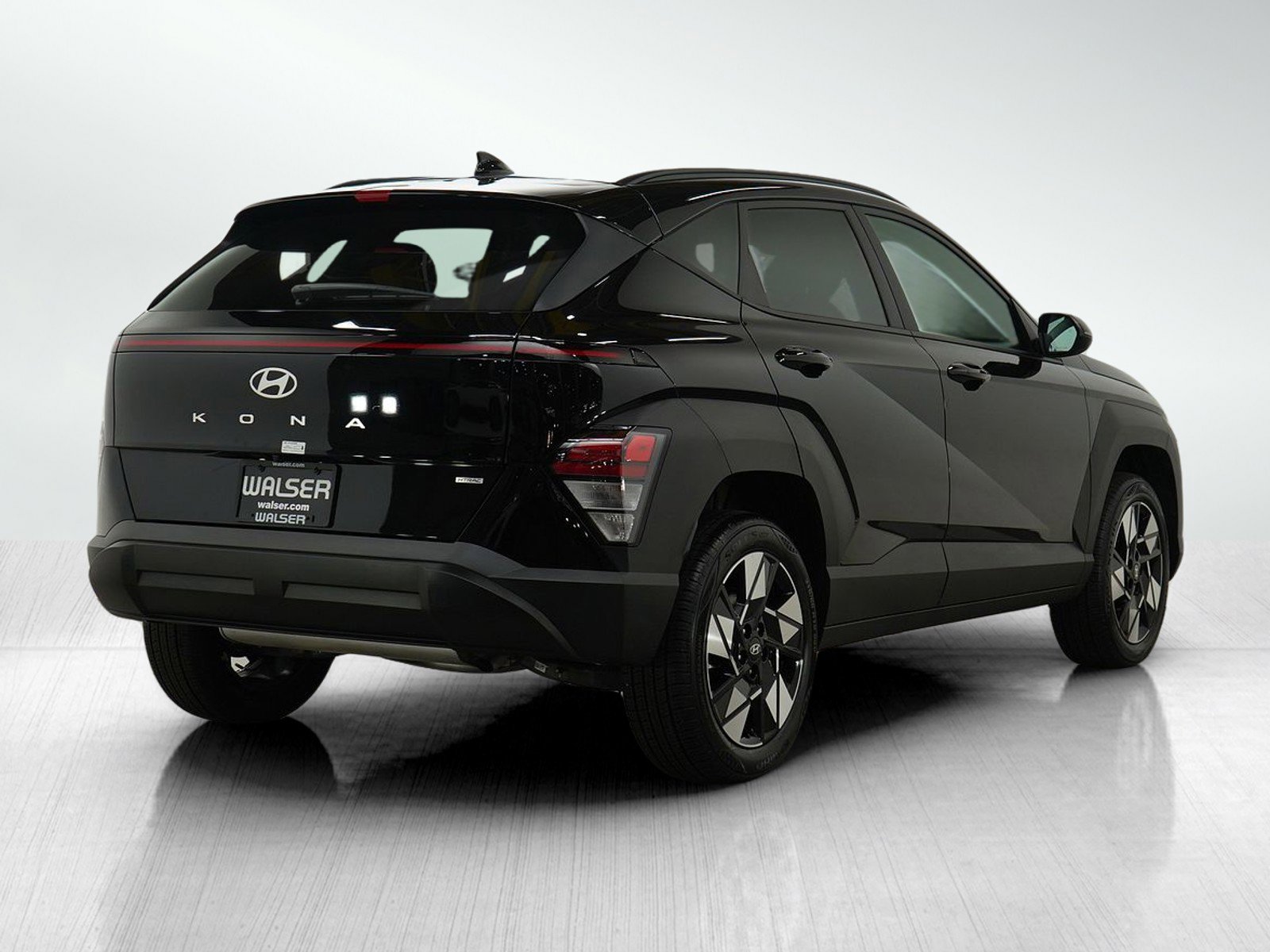 2025 Hyundai Kona SEL photo 5