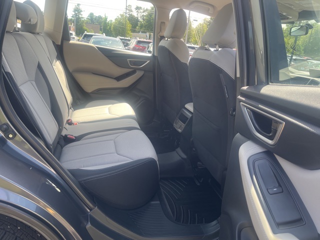 2022 Subaru Forester Base photo 8