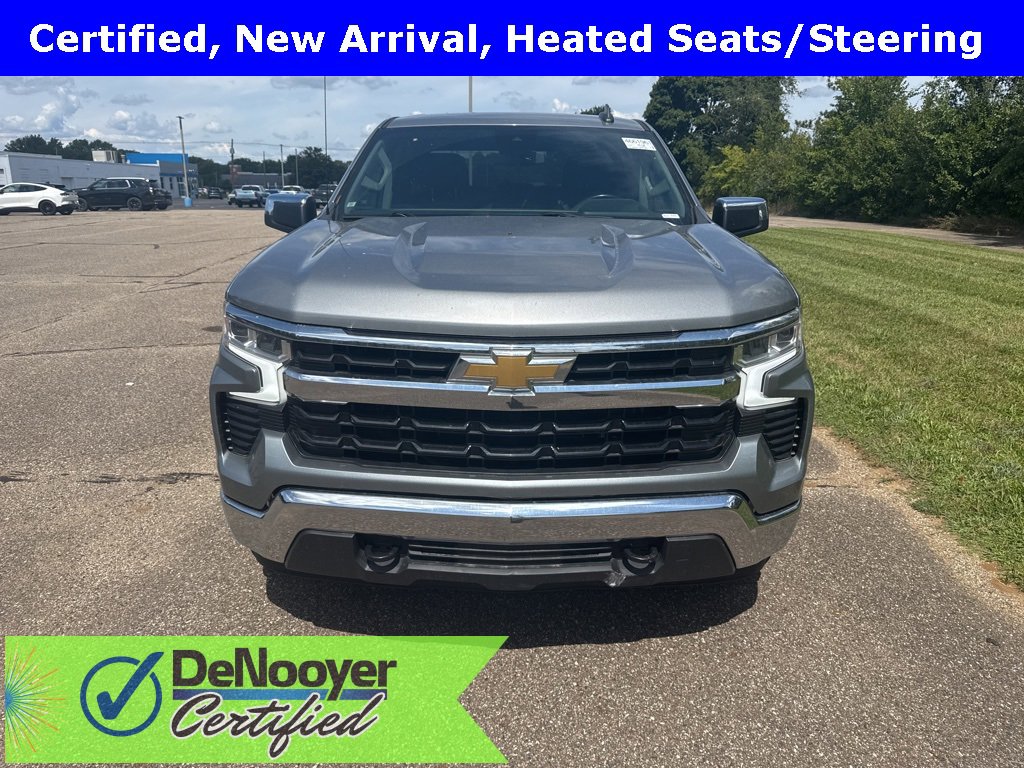 2023 Chevrolet Silverado 1500 LT photo 2