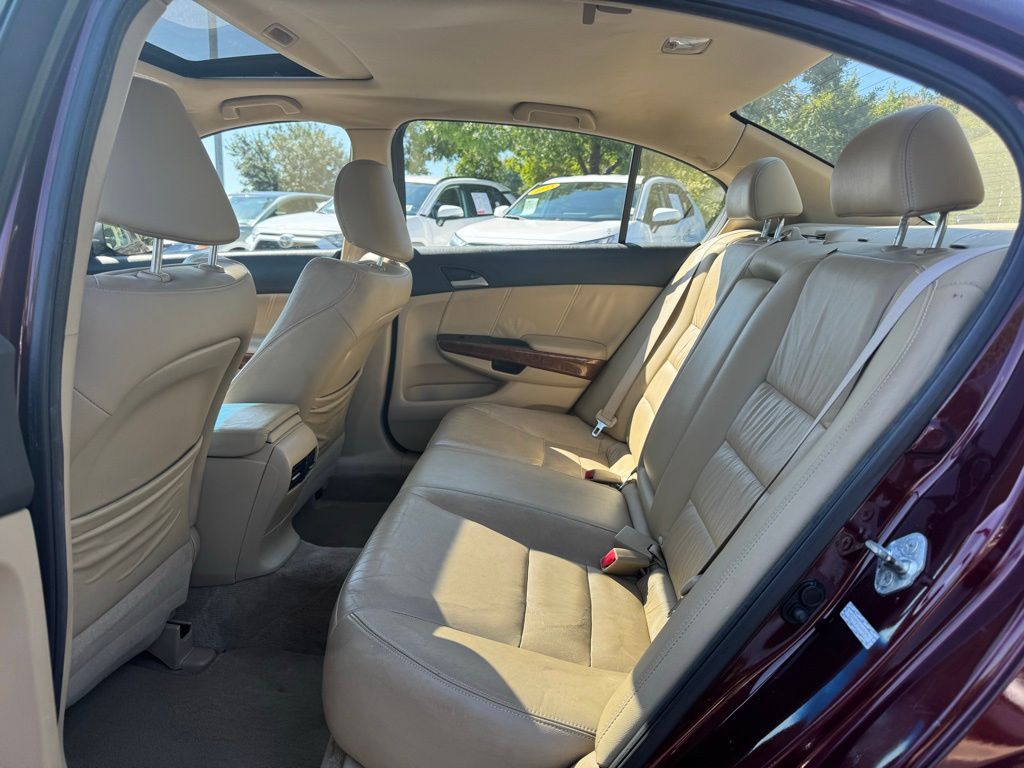 2011 Honda Accord EX-L photo 9