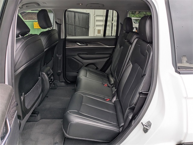 2023 Jeep Grand Cherokee Limited photo 21