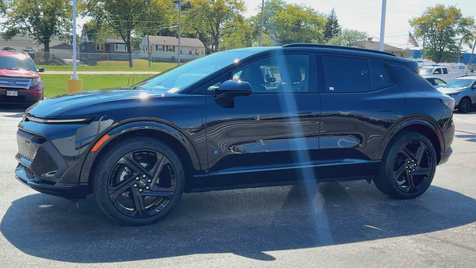 2024 Chevrolet Equinox EV 3RS photo 6