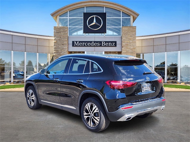 2026 Mercedes Benz GLA 250 4MATIC photo 3