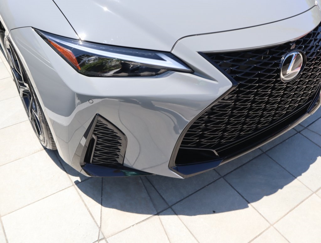2025 Lexus IS 350 F SPORT photo 15