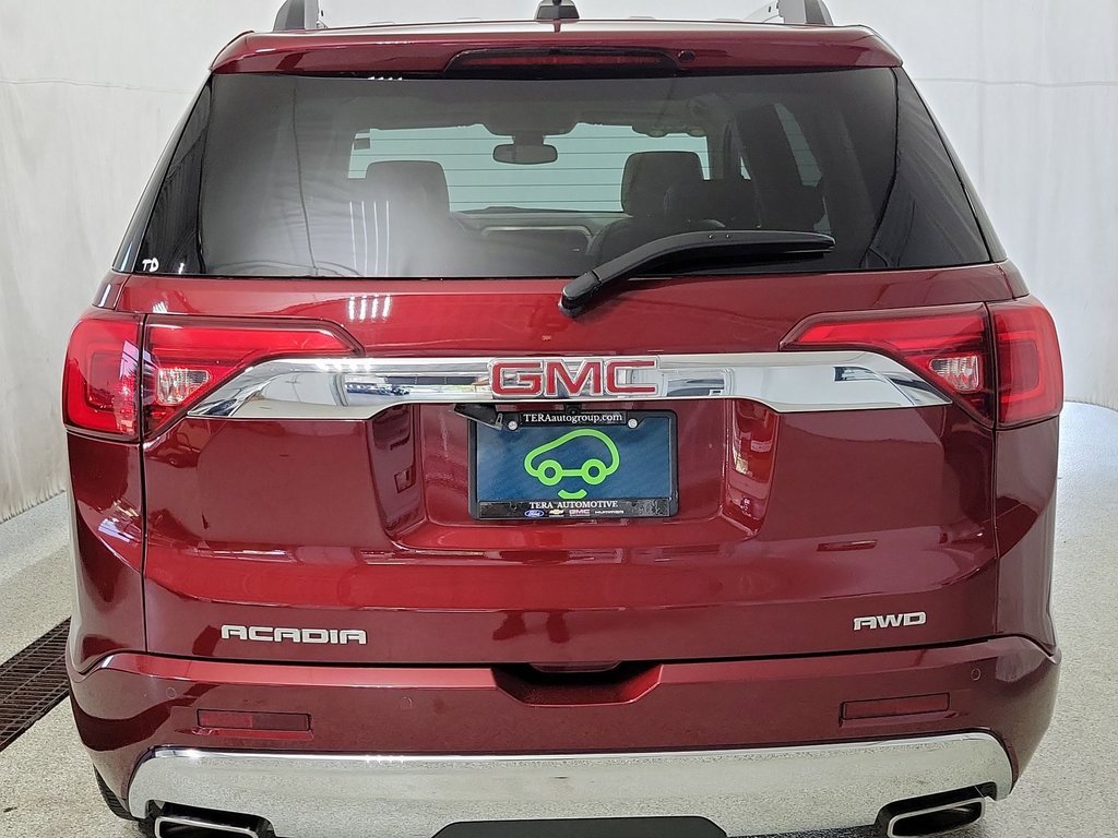 2018 Gmc Acadia Denali photo 2