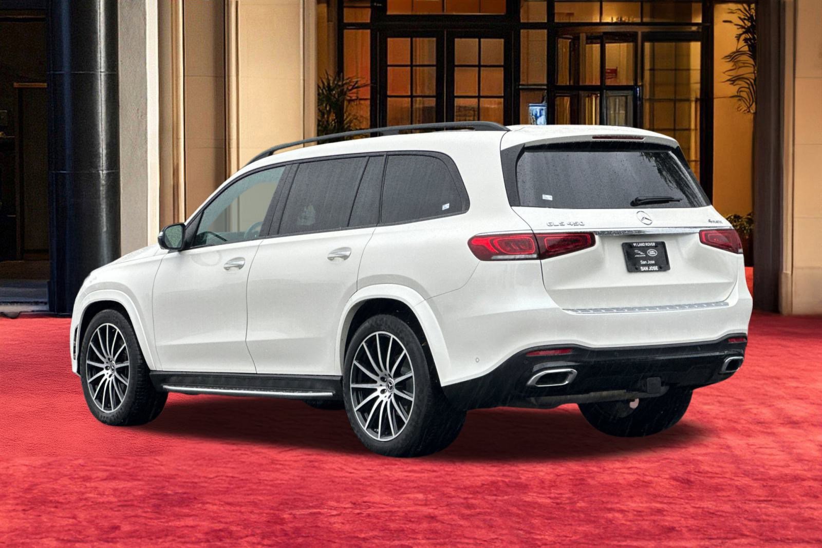 2022 Mercedes Benz GLS 450 4MATIC photo 3