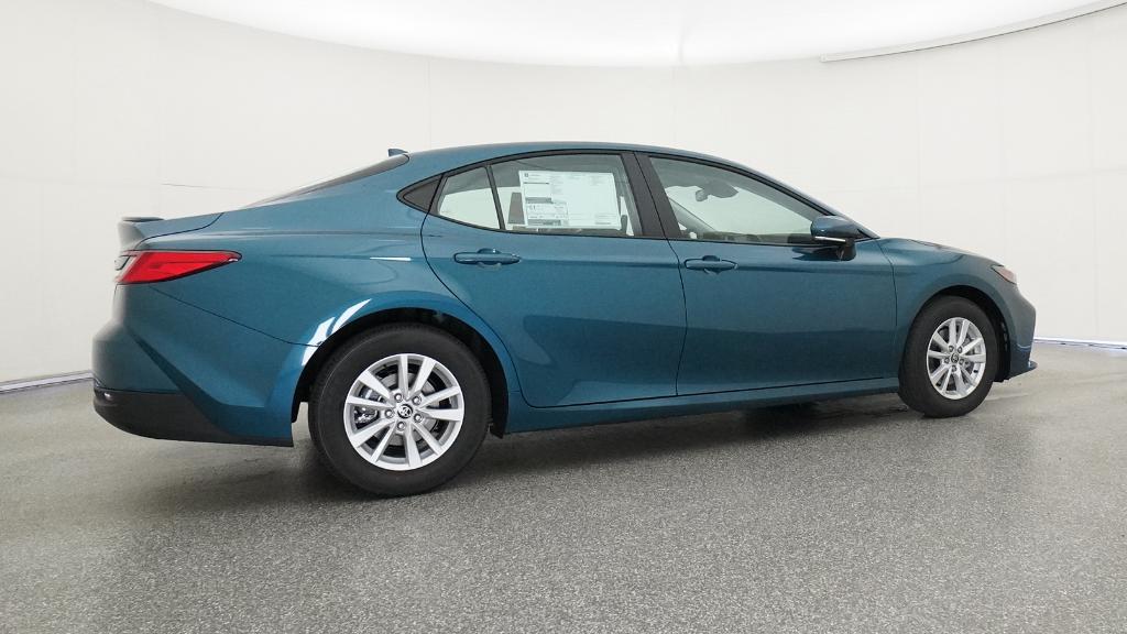 2026 Toyota Camry LE photo 23