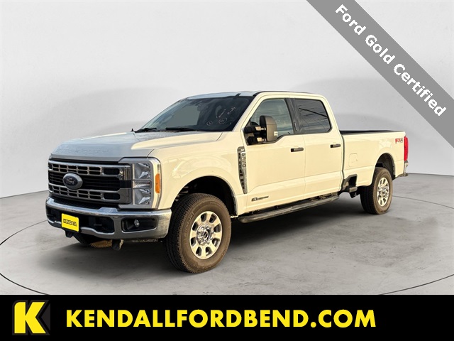 2023 Ford F-350 Super Duty XLT's photo