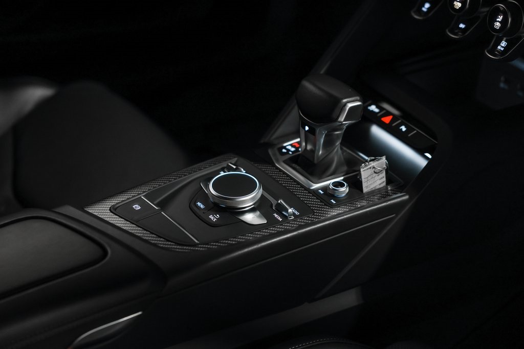 2017 Audi R8 5.2 V10 Plus Coupe photo 24
