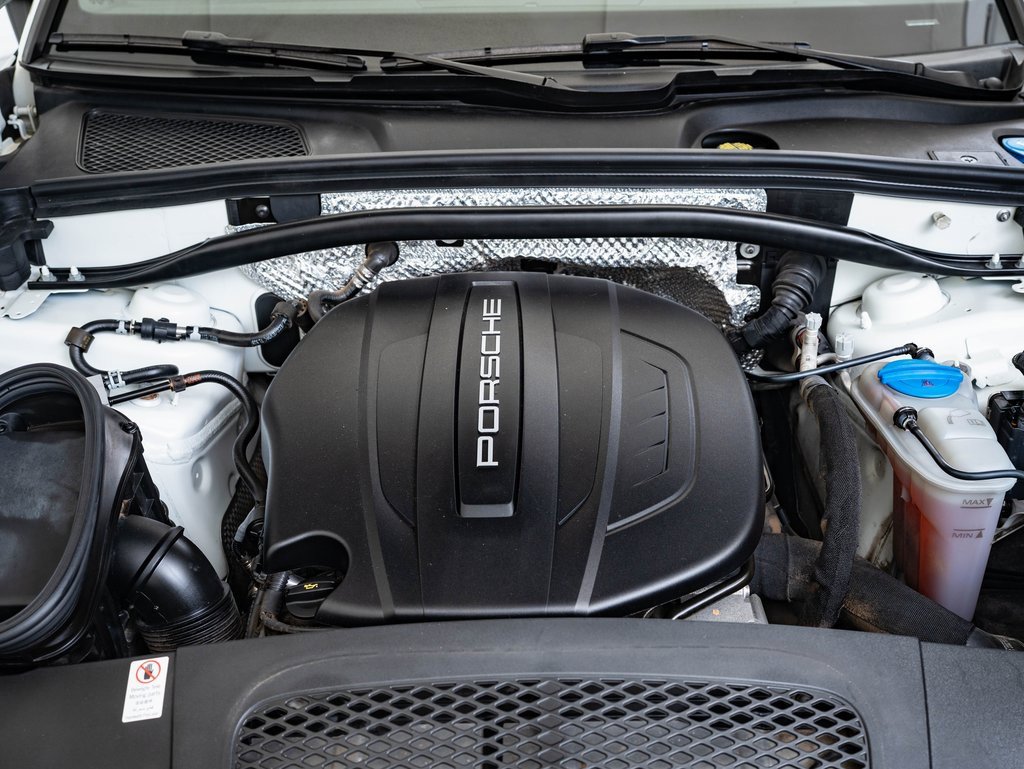 2018 Porsche Macan photo 34