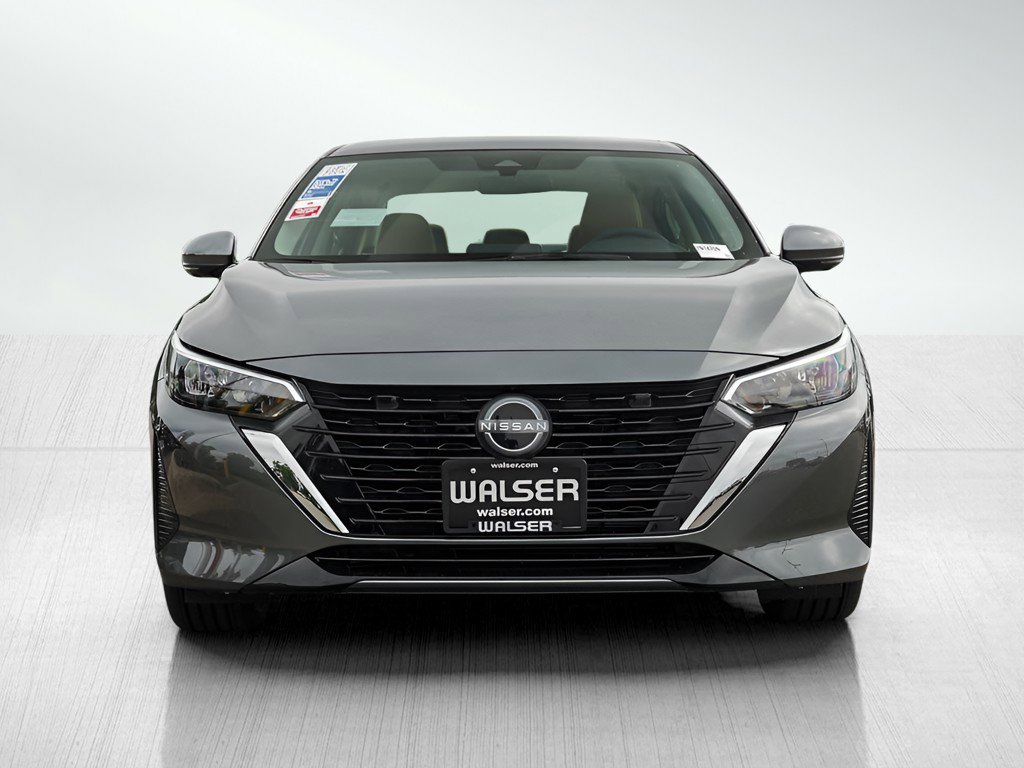 2025 Nissan Sentra SV photo 2