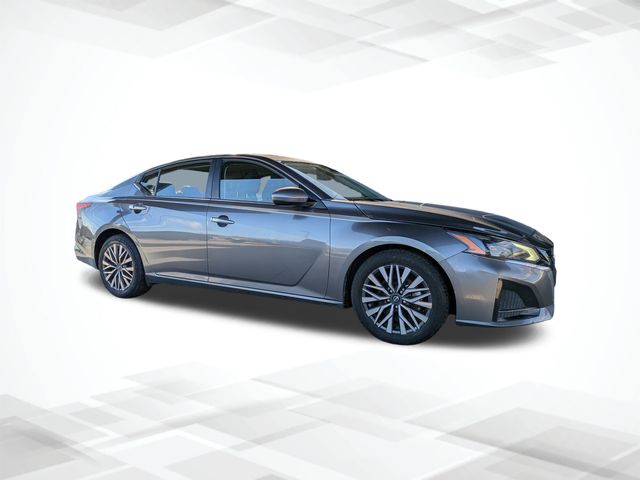 Used 2023 Nissan Altima SV with VIN 1N4BL4DV9PN390273 for sale in Conyers, GA