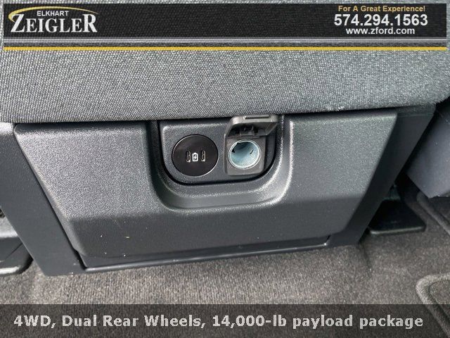 2024 Ford F-350 XLT photo 31