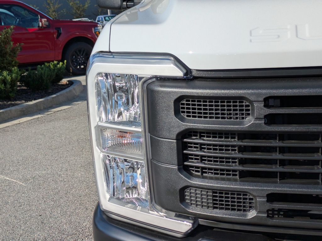 2026 Ford F-250 XL photo 10