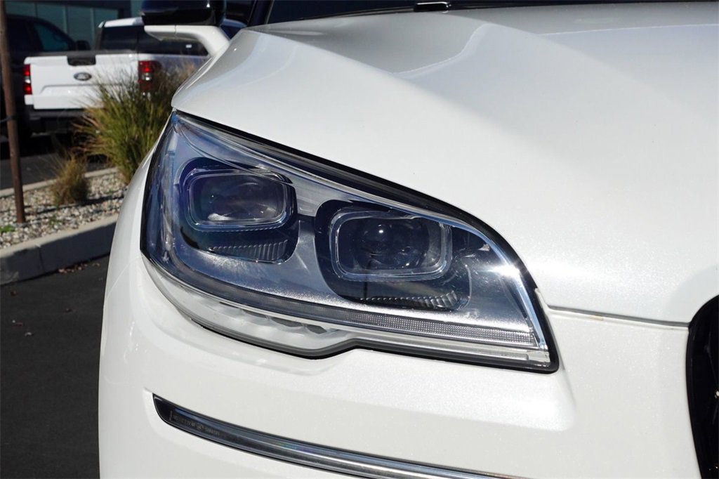 2023 Lincoln Aviator Reserve photo 3