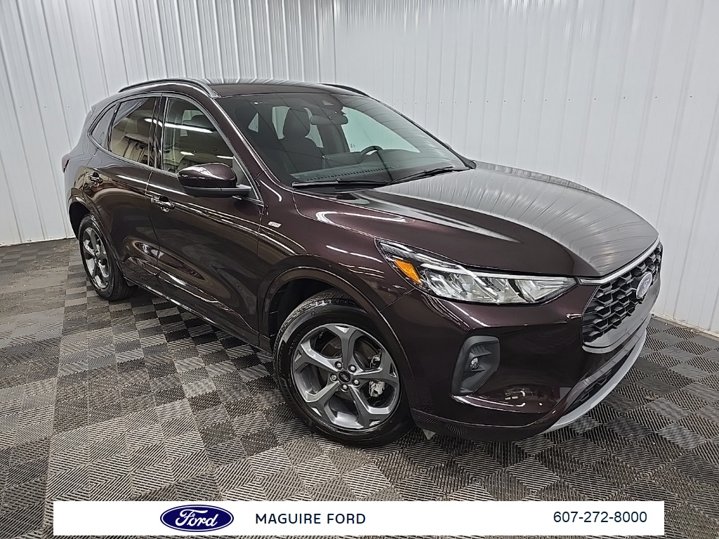 2023 Ford Escape ST-Line Select photo 8