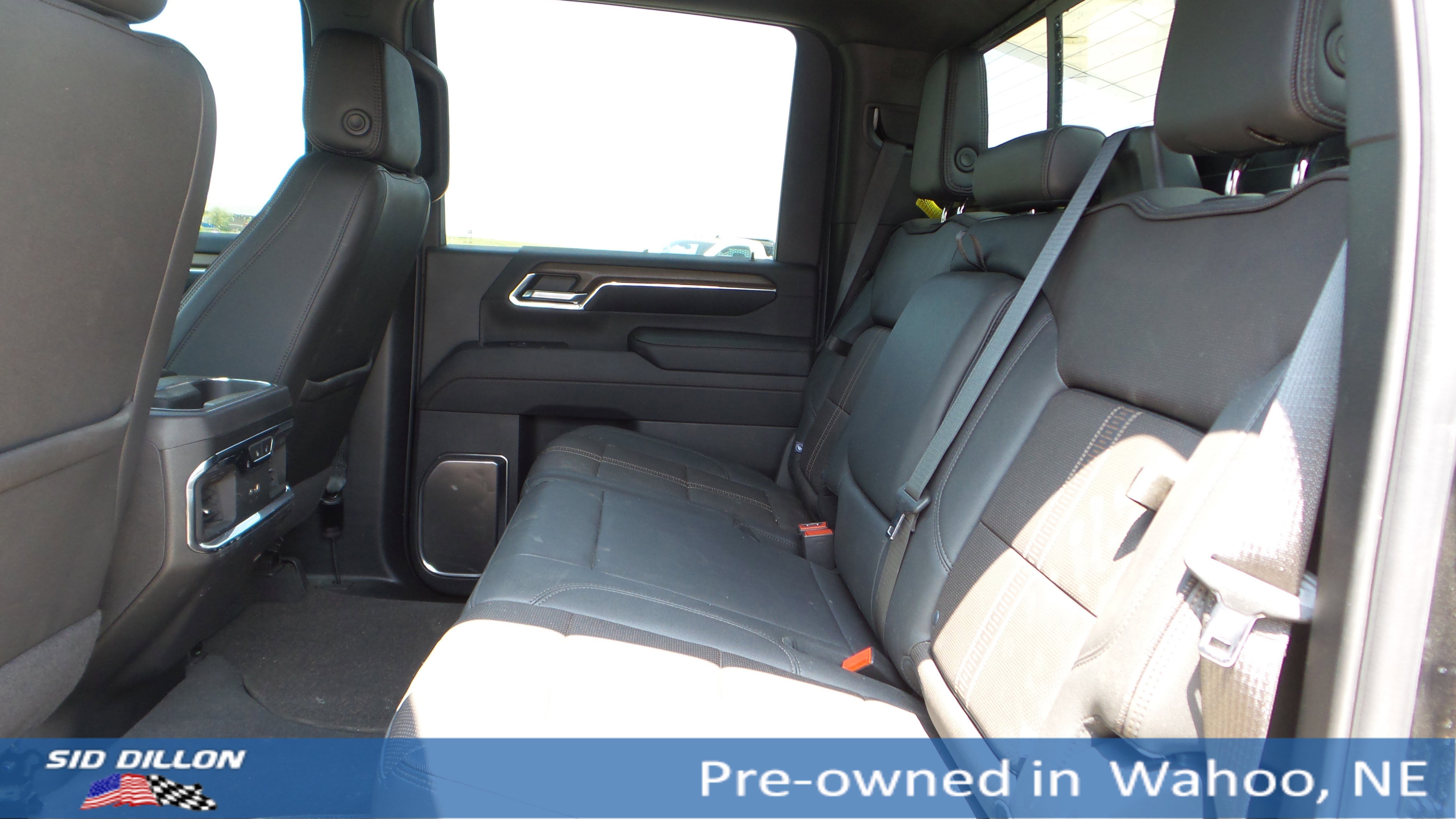 2024 Chevrolet Silverado 2500HD High Country photo 15