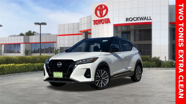 2023 Nissan Kicks SR