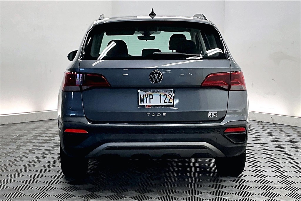 2024 Volkswagen Taos S photo 3
