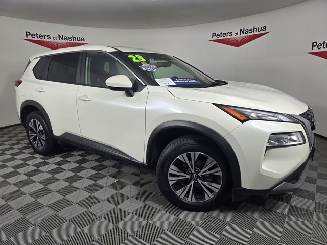 2023 Nissan Rogue SV's photo