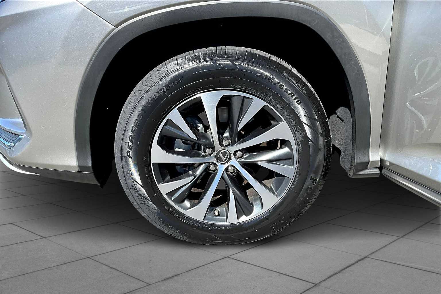 2022 Lexus RX photo 10