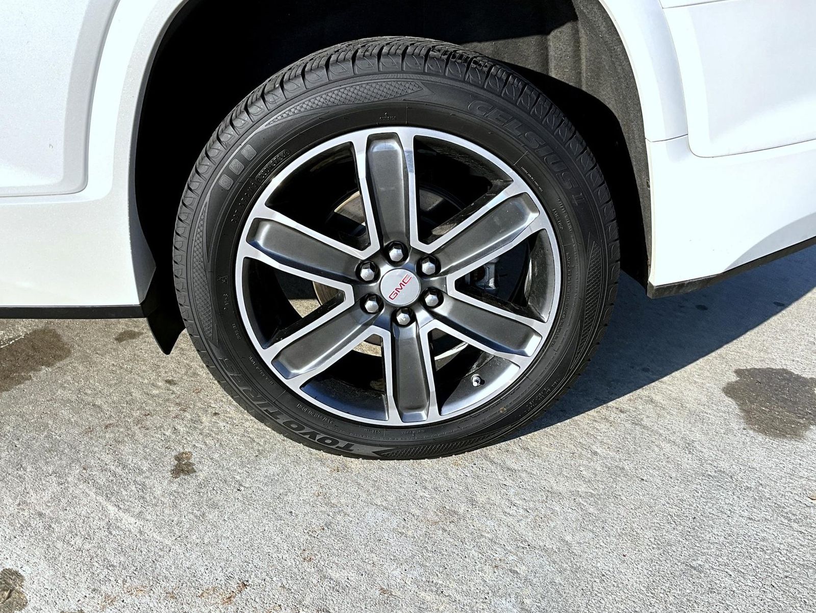 2017 Gmc Acadia Denali photo 20