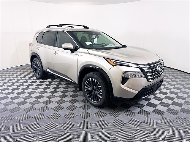 2026 Nissan Rogue Platinum's photo