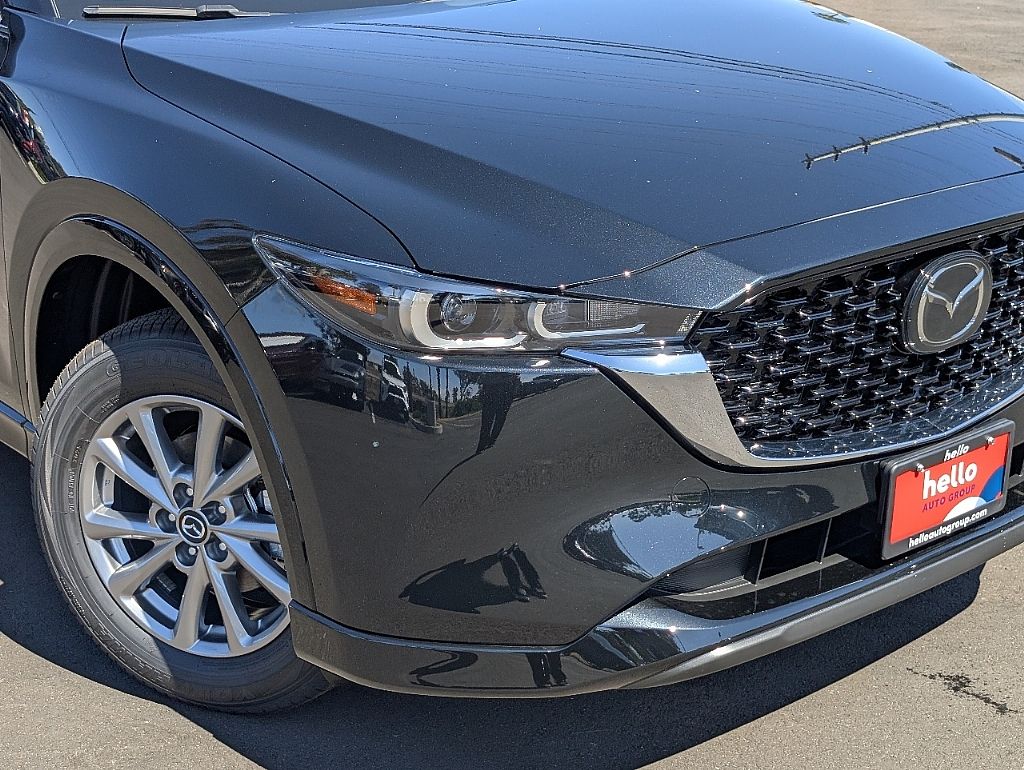 2025 Mazda CX-5 2.5 S Preferred photo 3