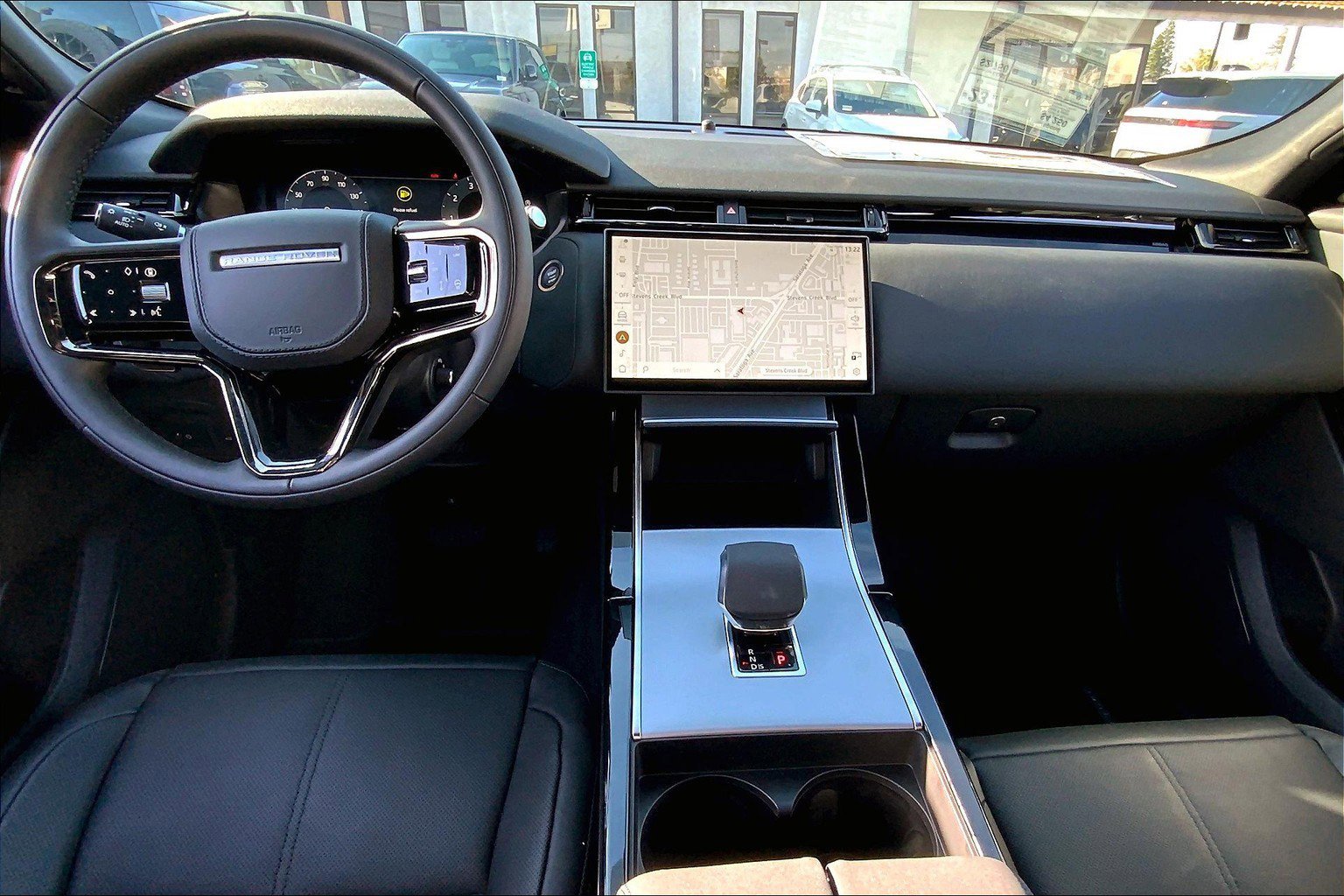2025 Land Rover Range Rover Velar S photo 4