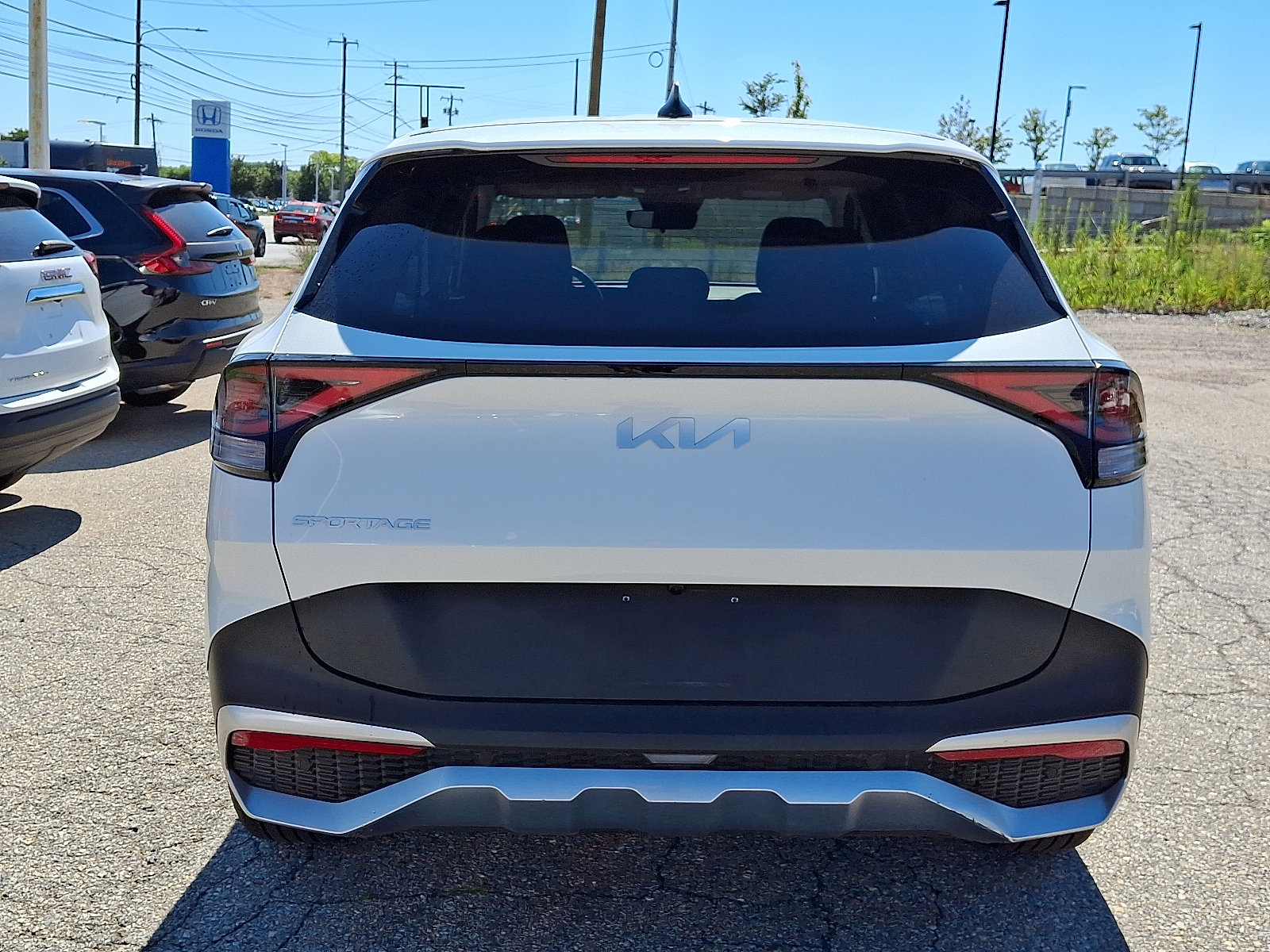 2024 Kia Sportage LX photo 4